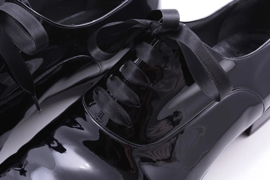 Nero – lacci-raso-nero-scarpe-pelle-allacciatura-parallela2
