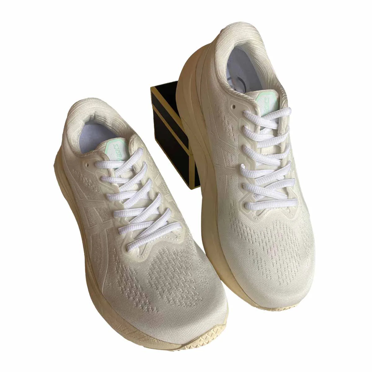 lacci-scarpe-running-bianco-crema3
