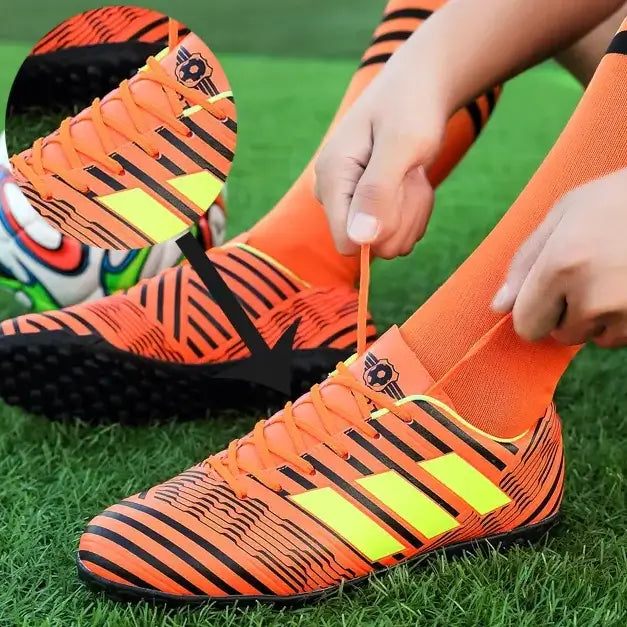 lacci-piatti-sottili-scarpe-calcio
